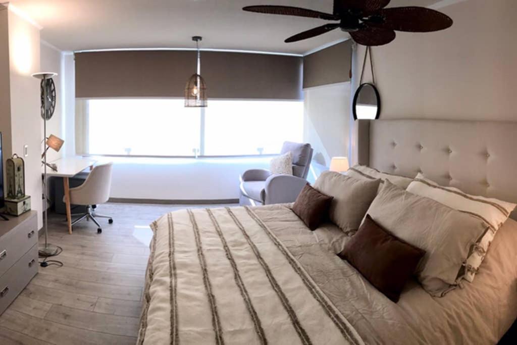 Precioso Departamento En Los Dominicos 圣地亚哥 外观 照片