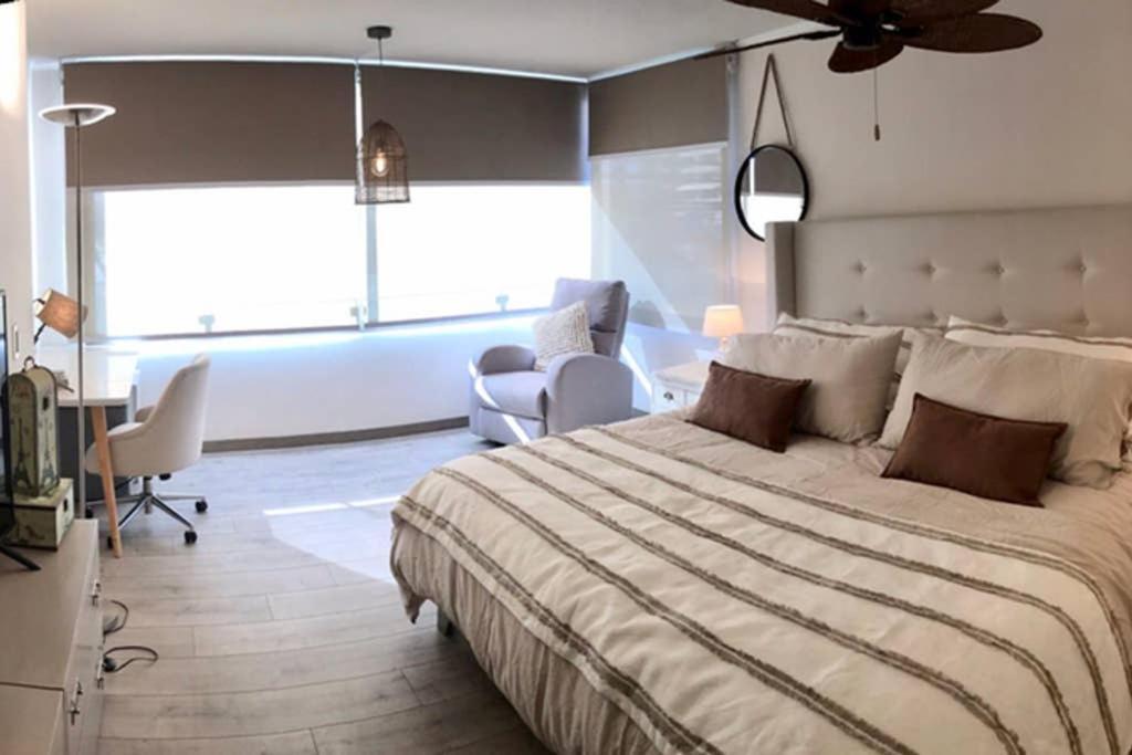 Precioso Departamento En Los Dominicos 圣地亚哥 外观 照片