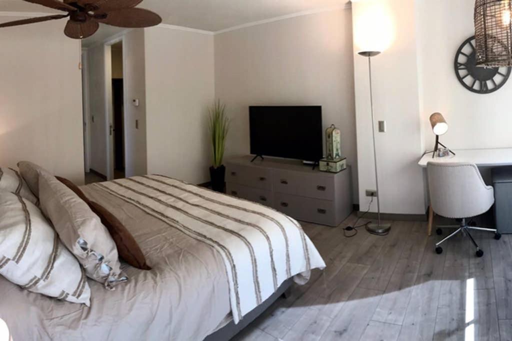 Precioso Departamento En Los Dominicos 圣地亚哥 外观 照片